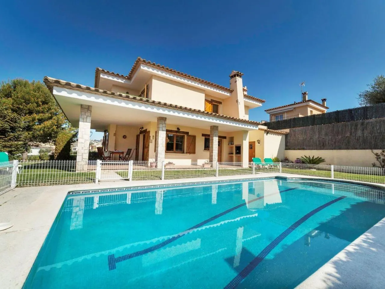 Holiday Home Miro By Interhome contacts